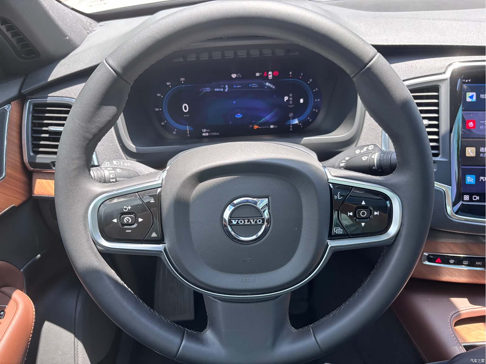 Volvo XC90, 2023 9