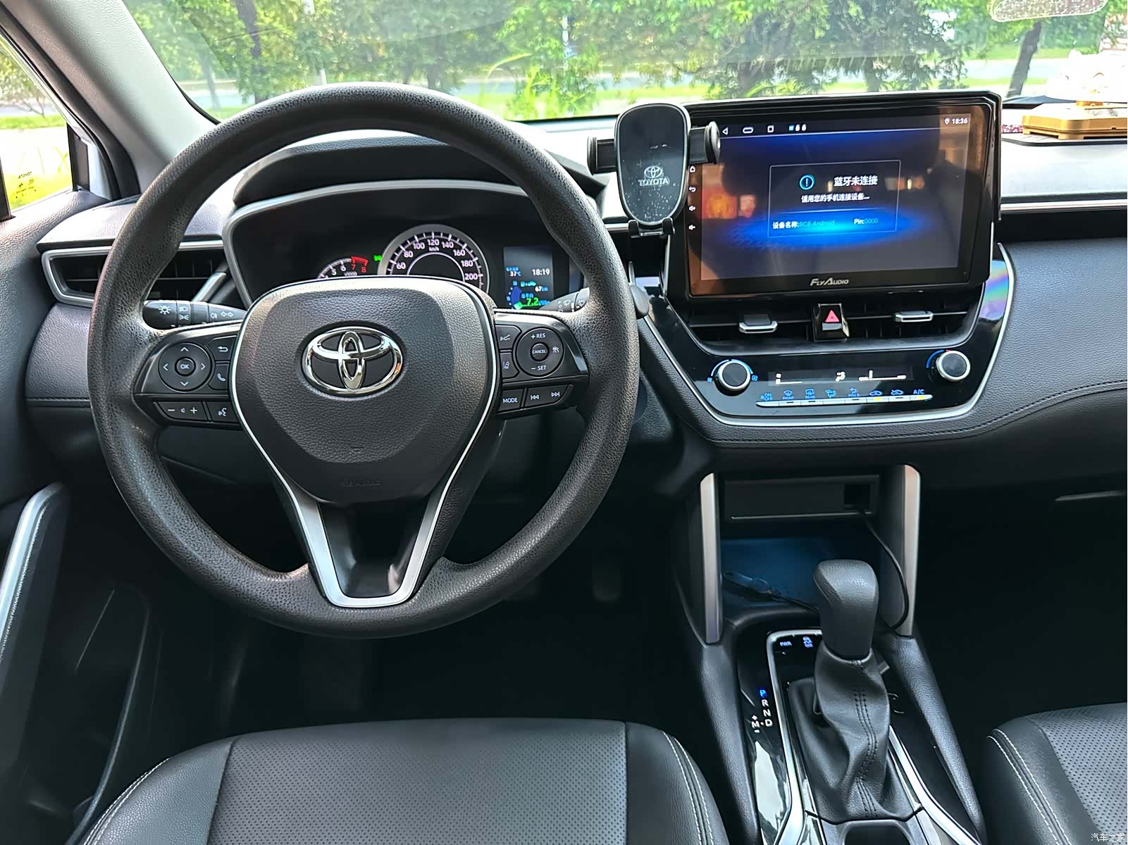 Toyota Frontlander, 2022 11