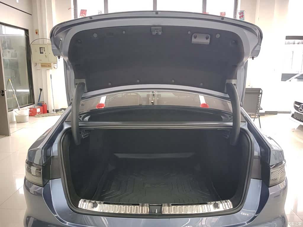 BYD Seal, 2025 19