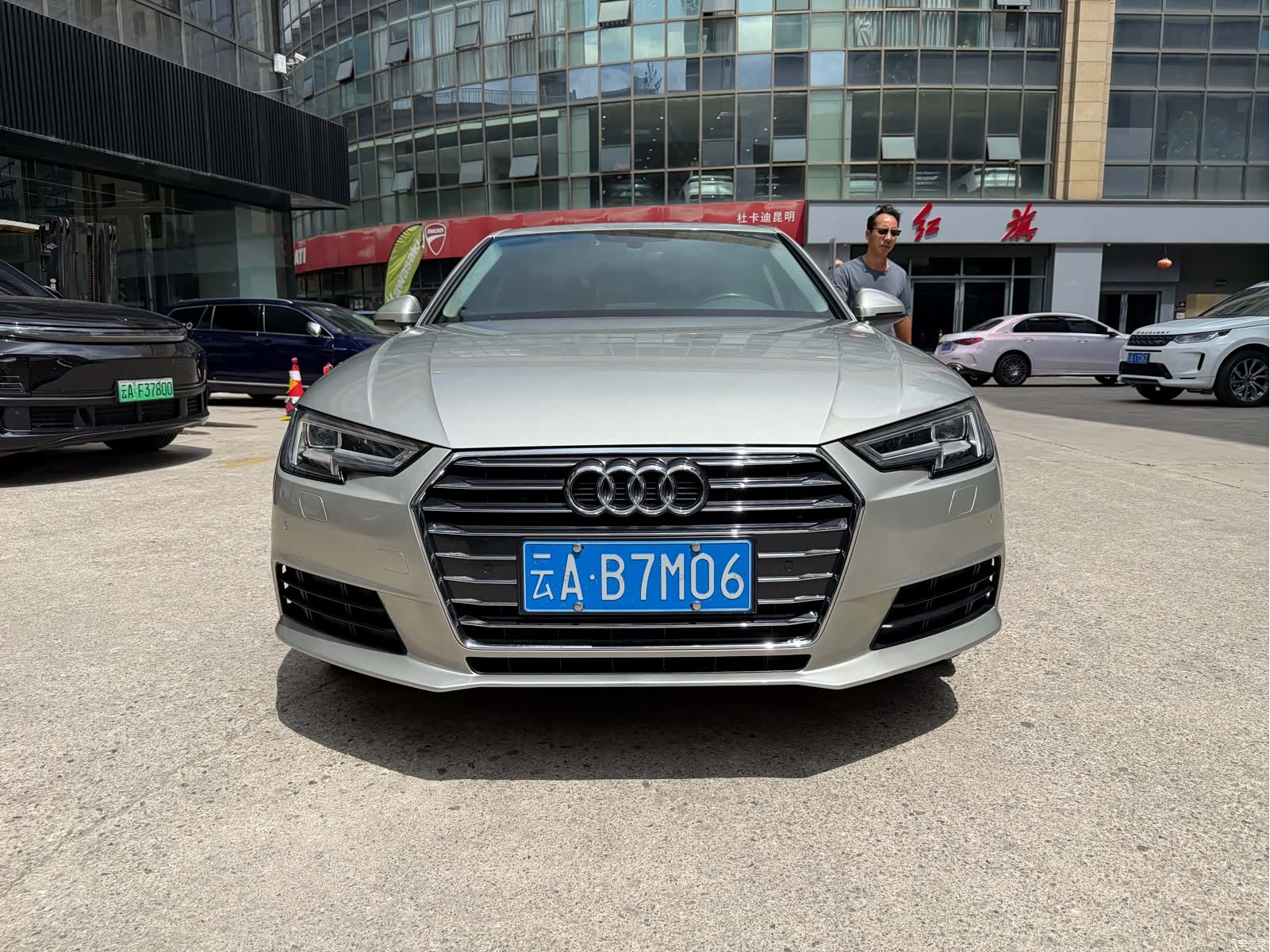 Audi A4L, 2016 2