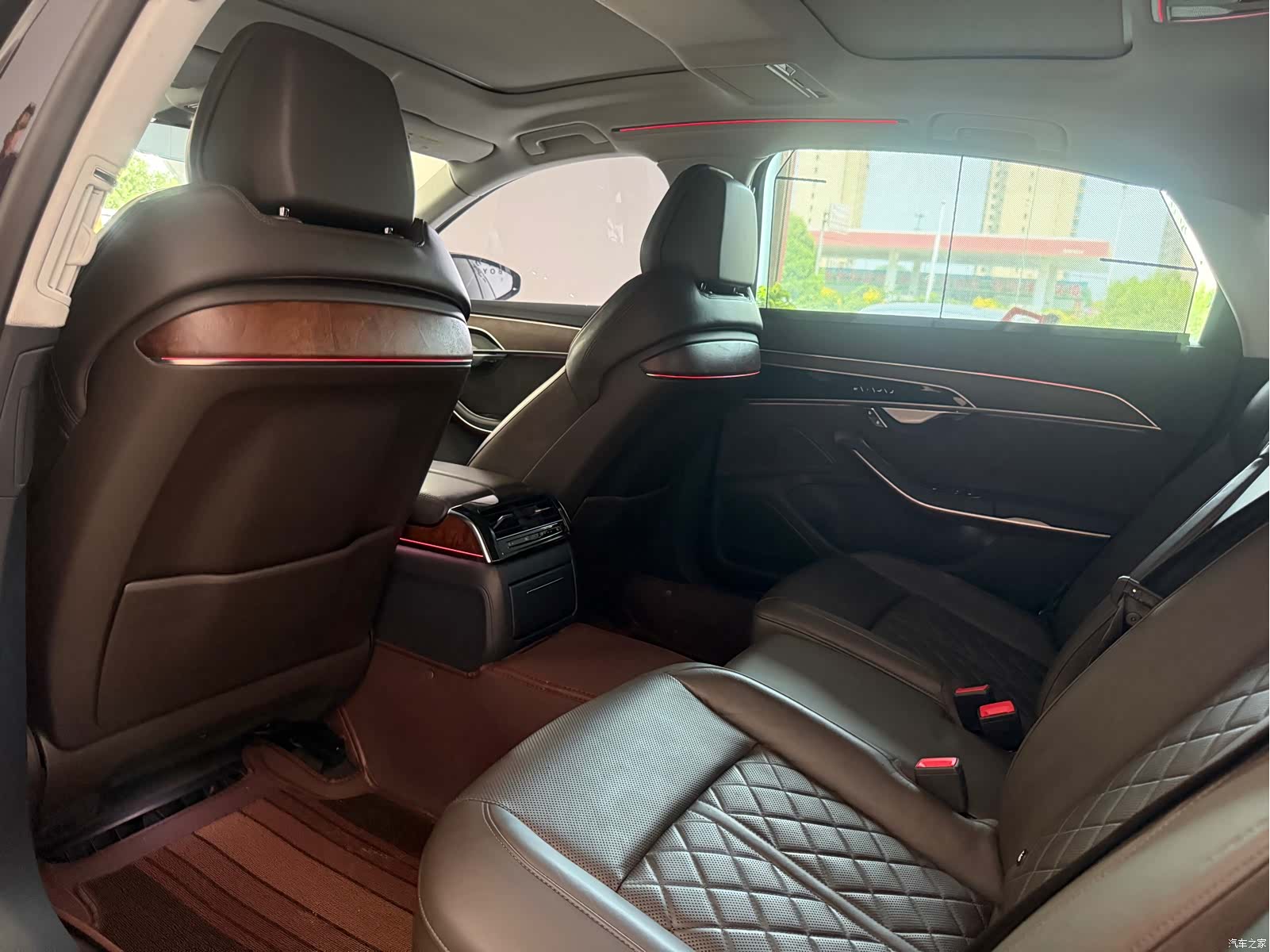 Audi A8L, 2021 9