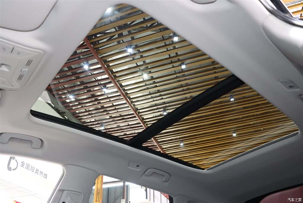 Hongqi HS5, 2025 15