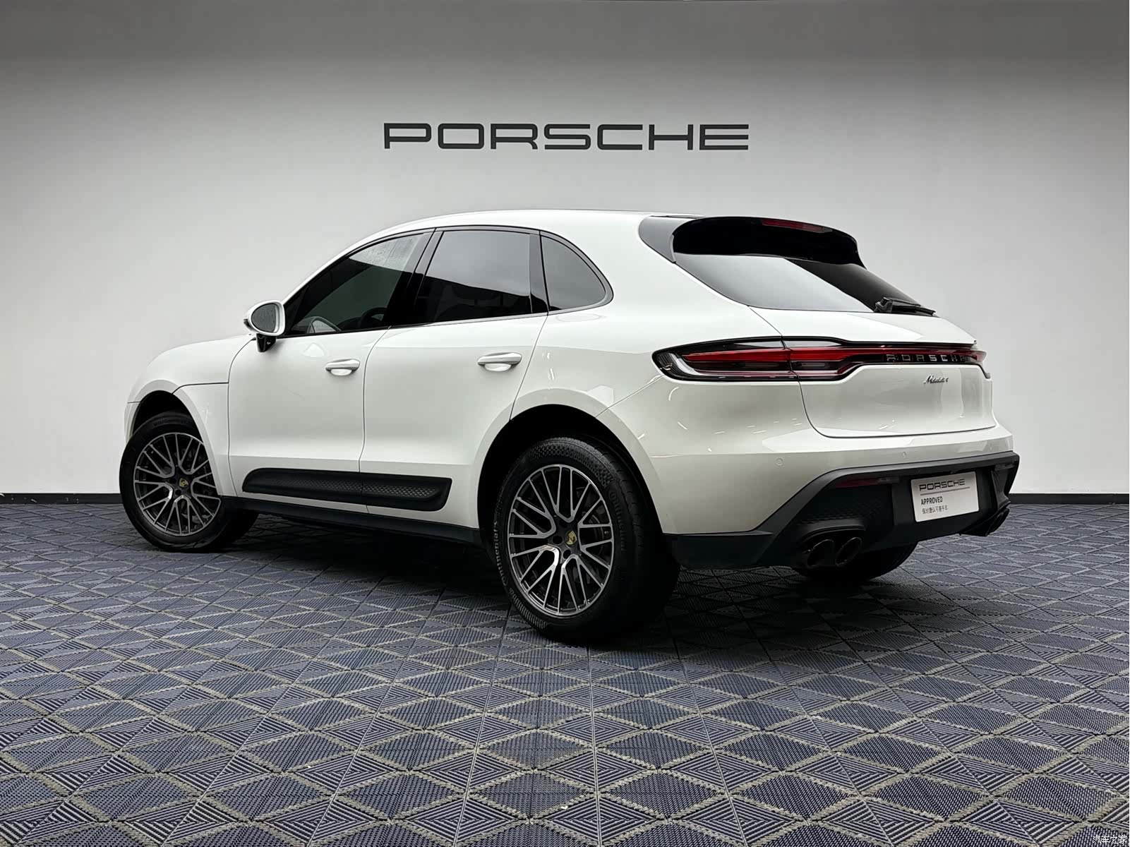 Porsche Macan, 2024 10