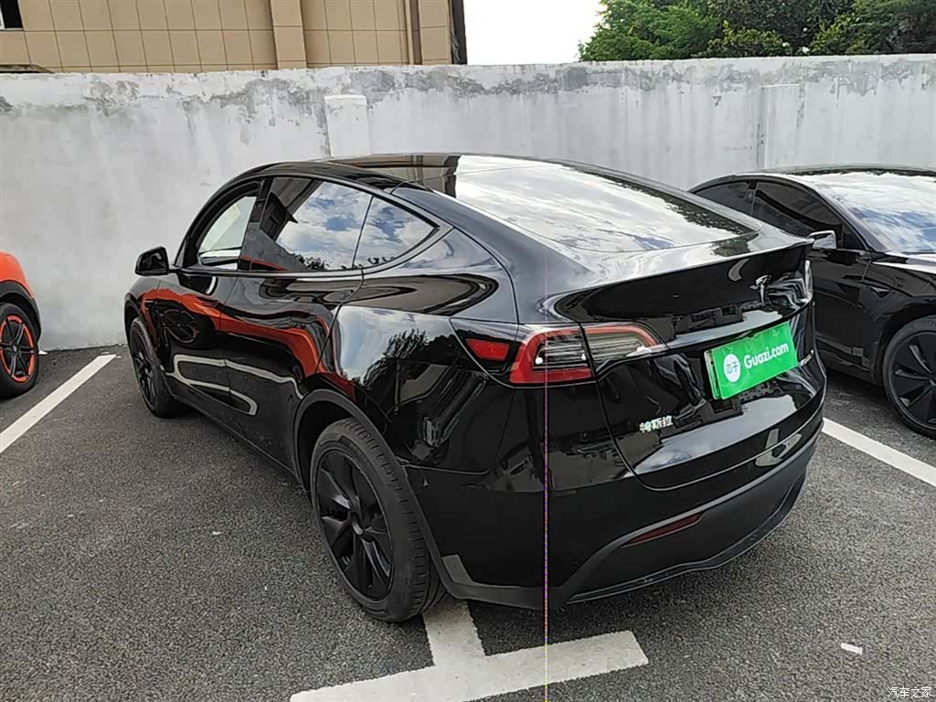 Tesla Model Y, 2024 все фото