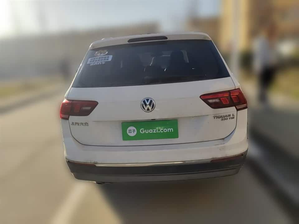 Volkswagen Tiguan L