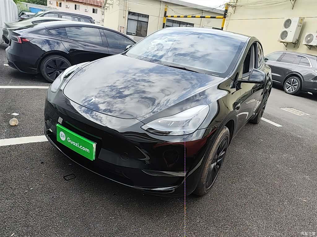 Tesla Model Y, 2024 2