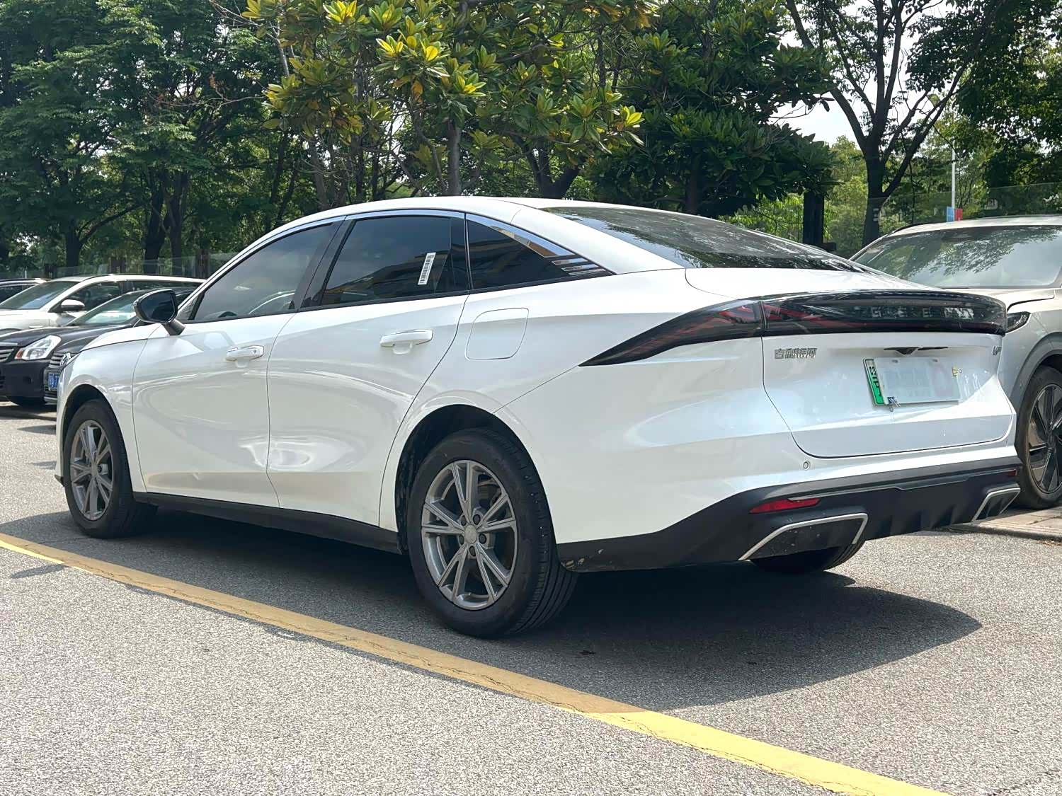 Geely Galaxy L6, 2025 12