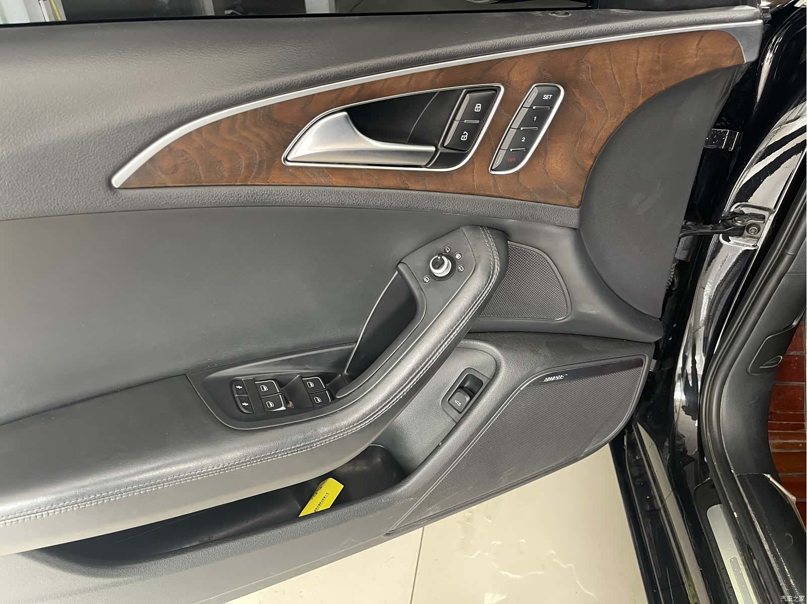 Audi A6L, 2015 11