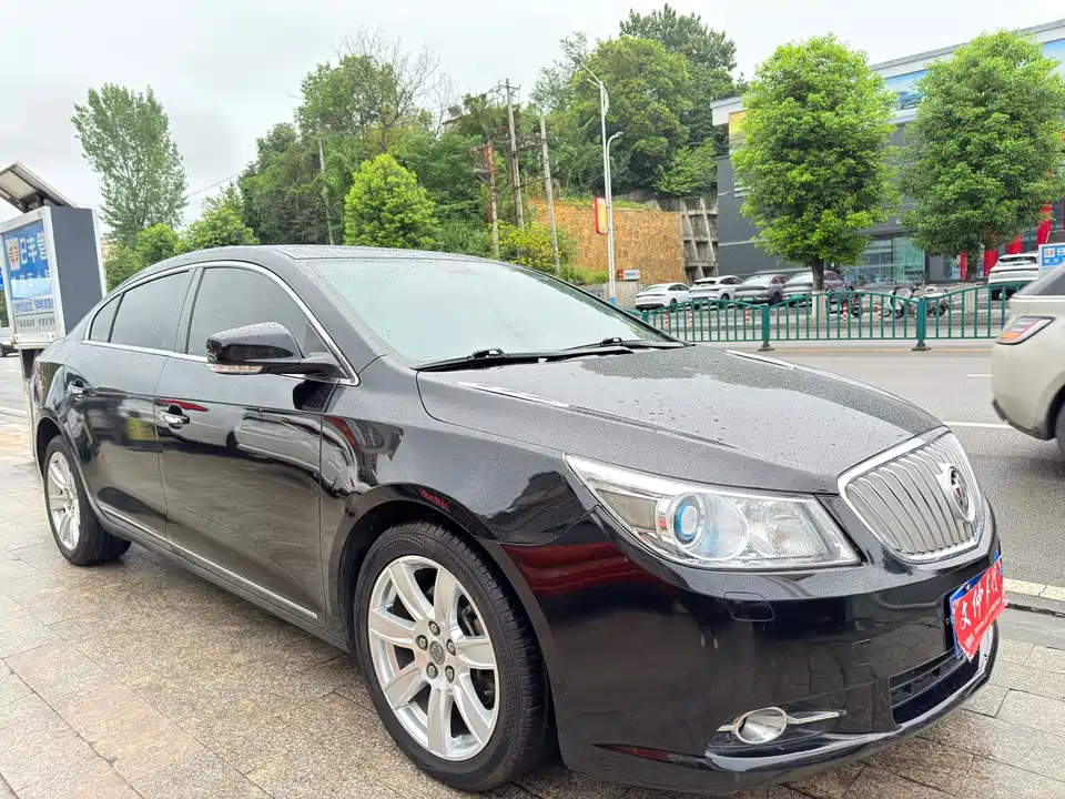Buick Lacrosse