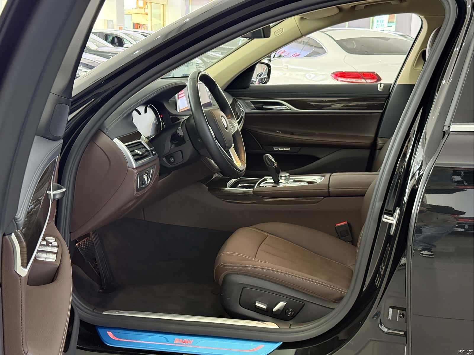 BMW 7 Series, 2017 4