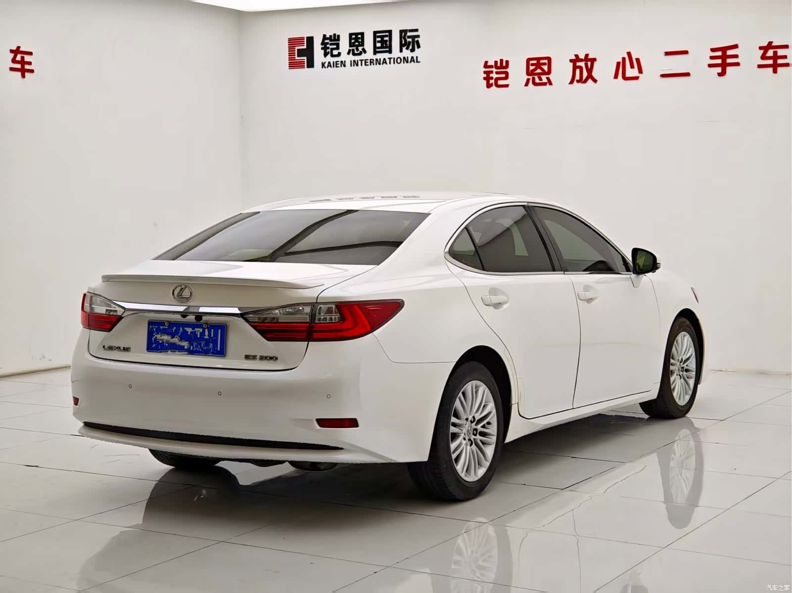 Lexus ES, 2016 10