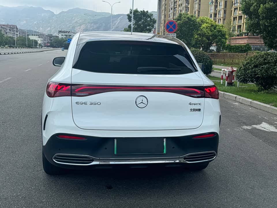 Mercedes-Benz EQE Mercedes-Benz EQE