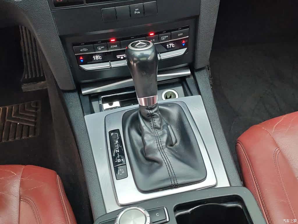Mercedes-Benz E-Class, 2013 13