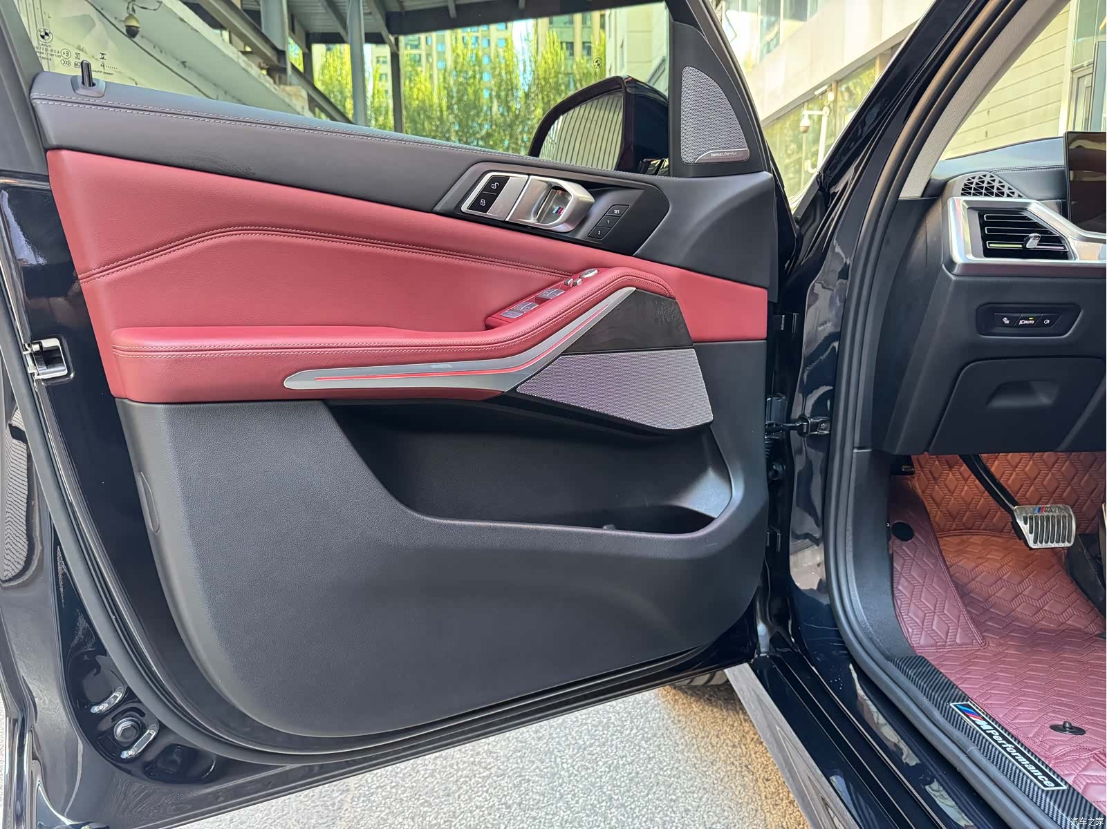 BMW X5, 2024 все фото