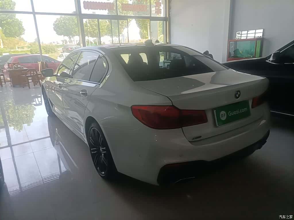 BMW 5 Series, 2018 все фото
