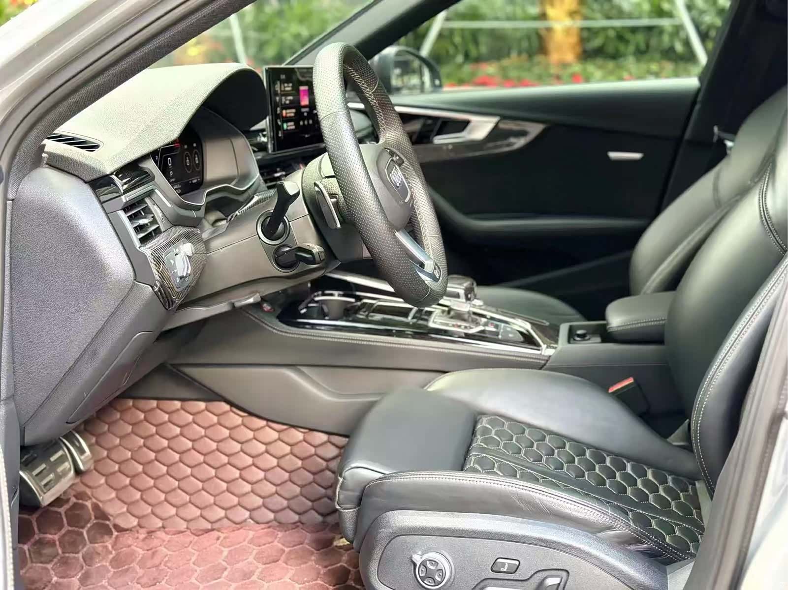 Audi RS4, 2022 4