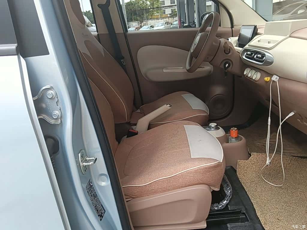 Wuling MINIEV, 2025 19