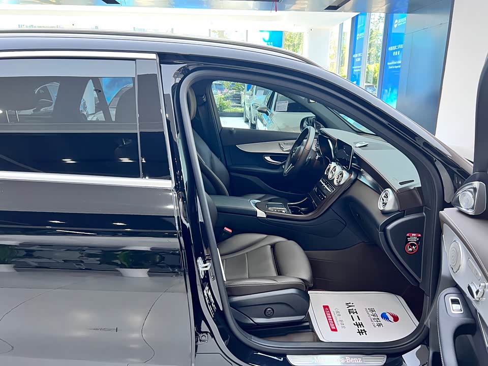 Mercedes-Benz GLC Mercedes-Benz GLC