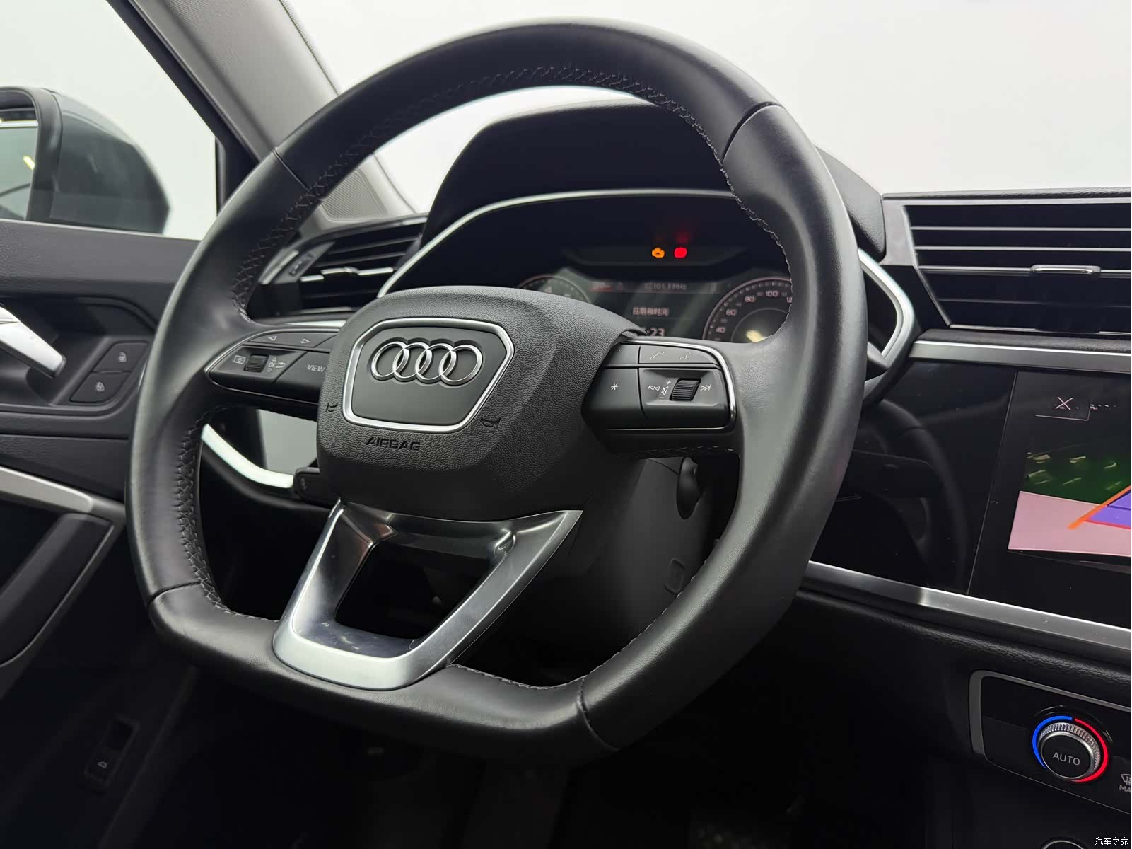 Audi Q3, 2023 15