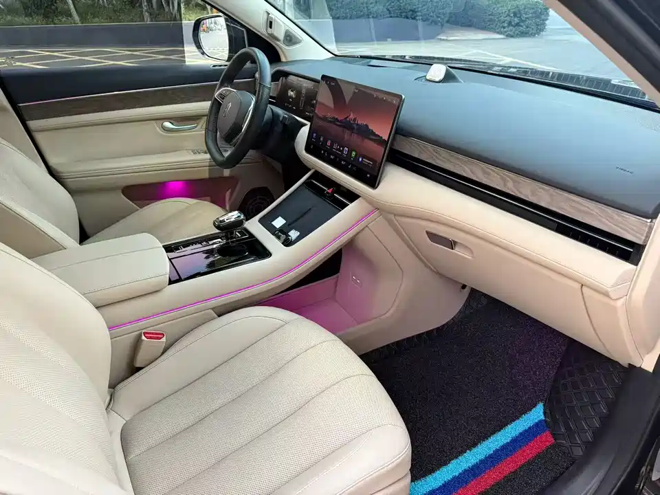 AITO Ask the world M7