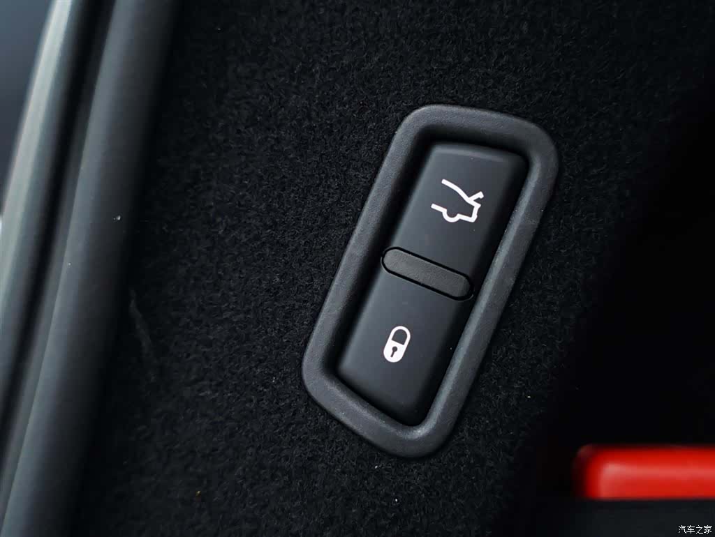 Maserati Levante, 2018 39