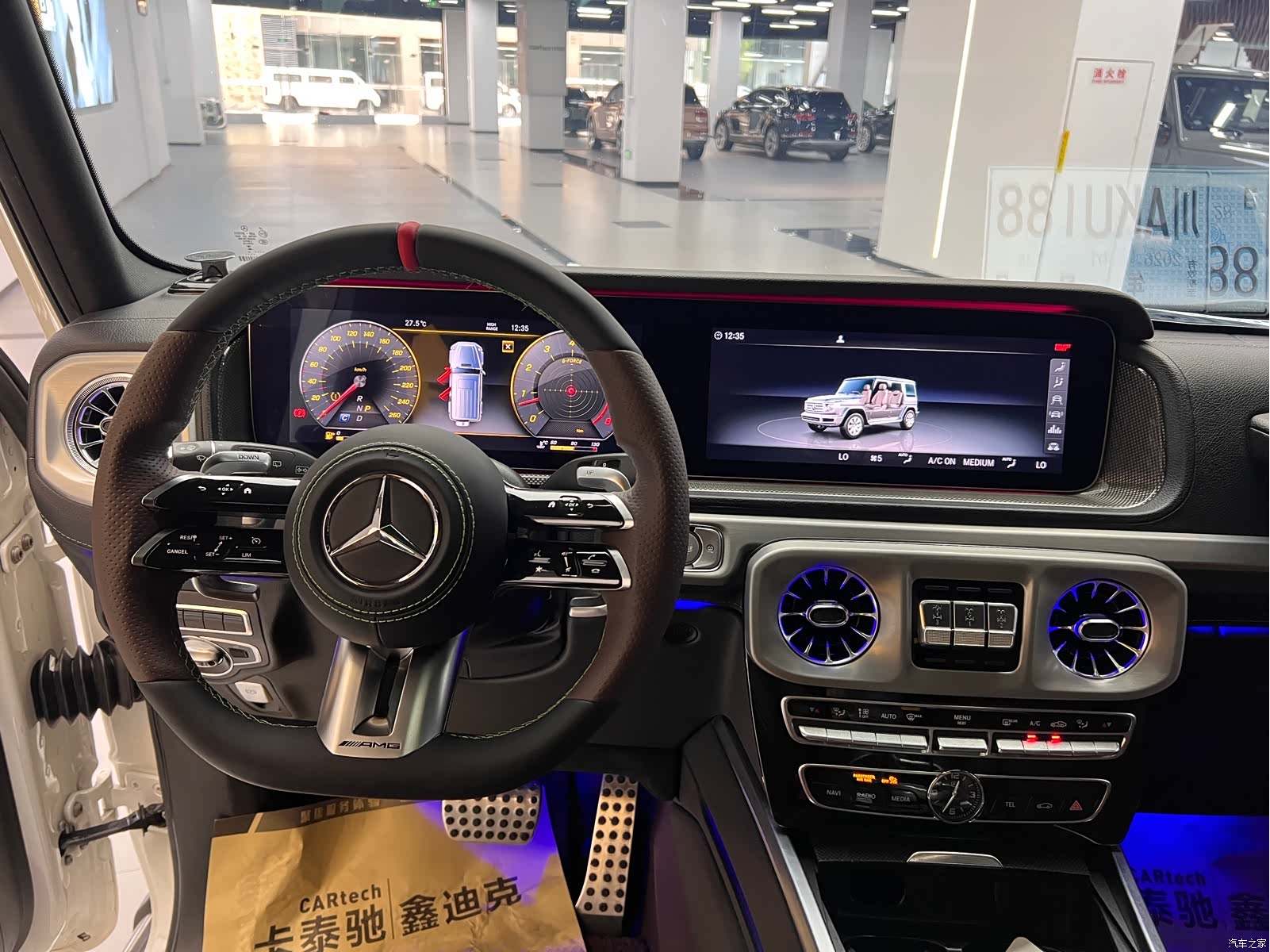 Mercedes-Benz G-Class, 2019 11