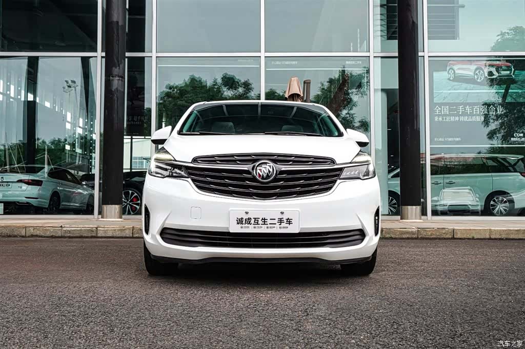 Buick GL8, 2021 2