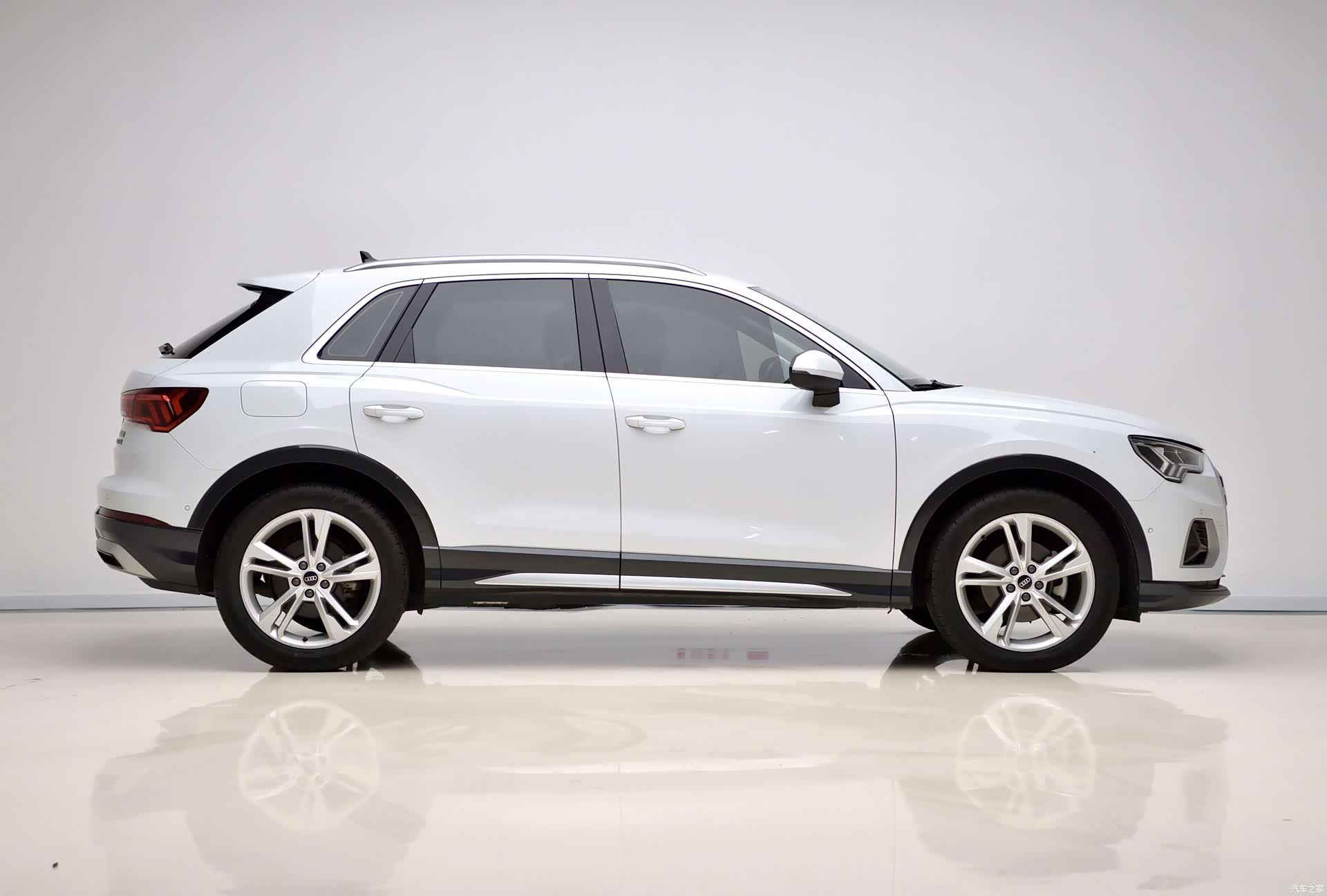 Audi Q3, 2021 6