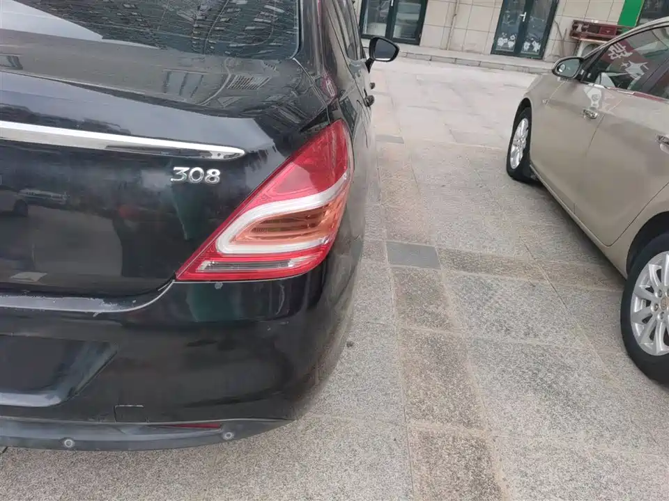 Peugeot 308