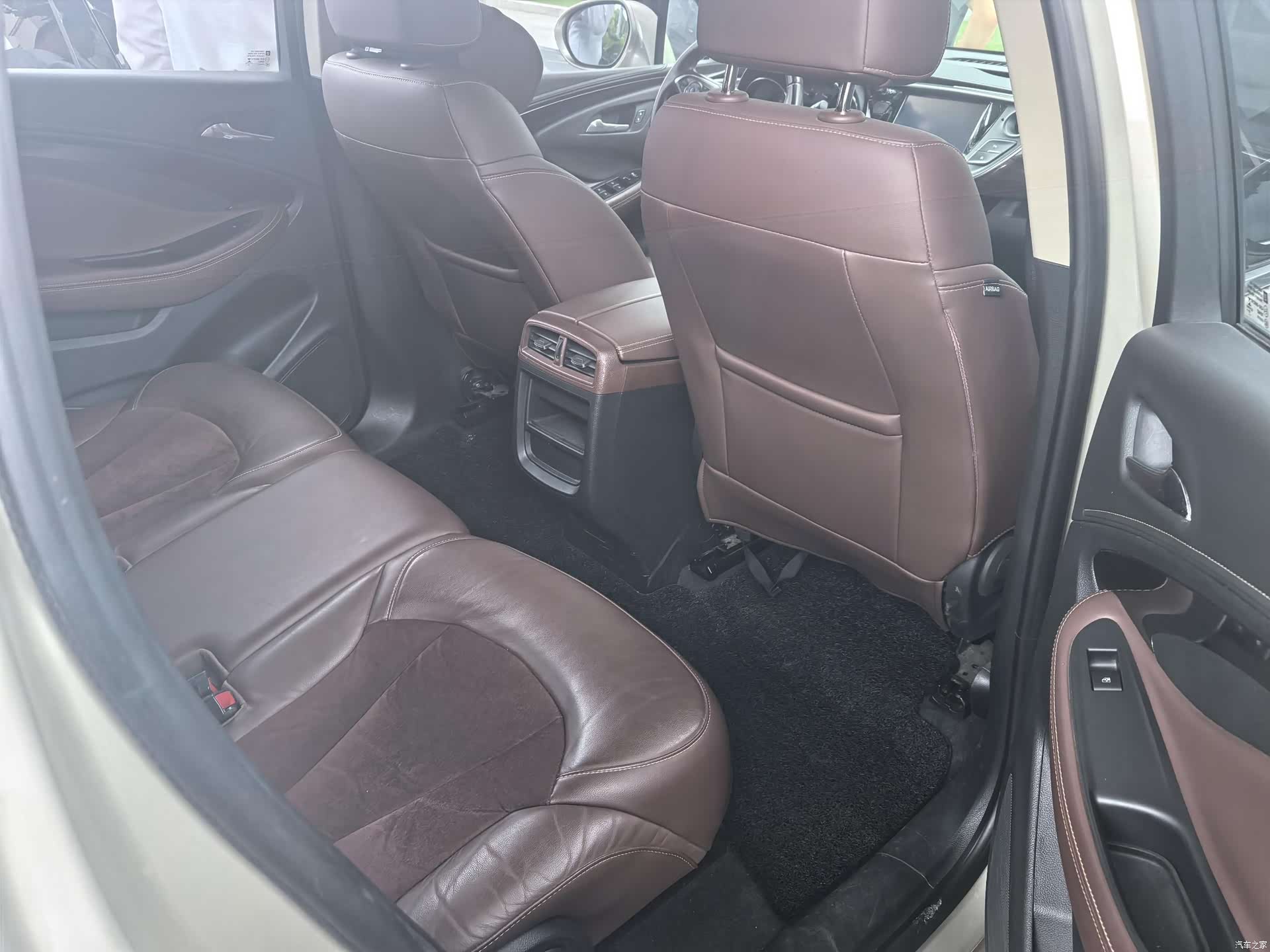 Buick Envision Plus, 2017 10