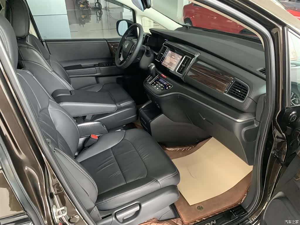 Honda Elysion, 2018 11
