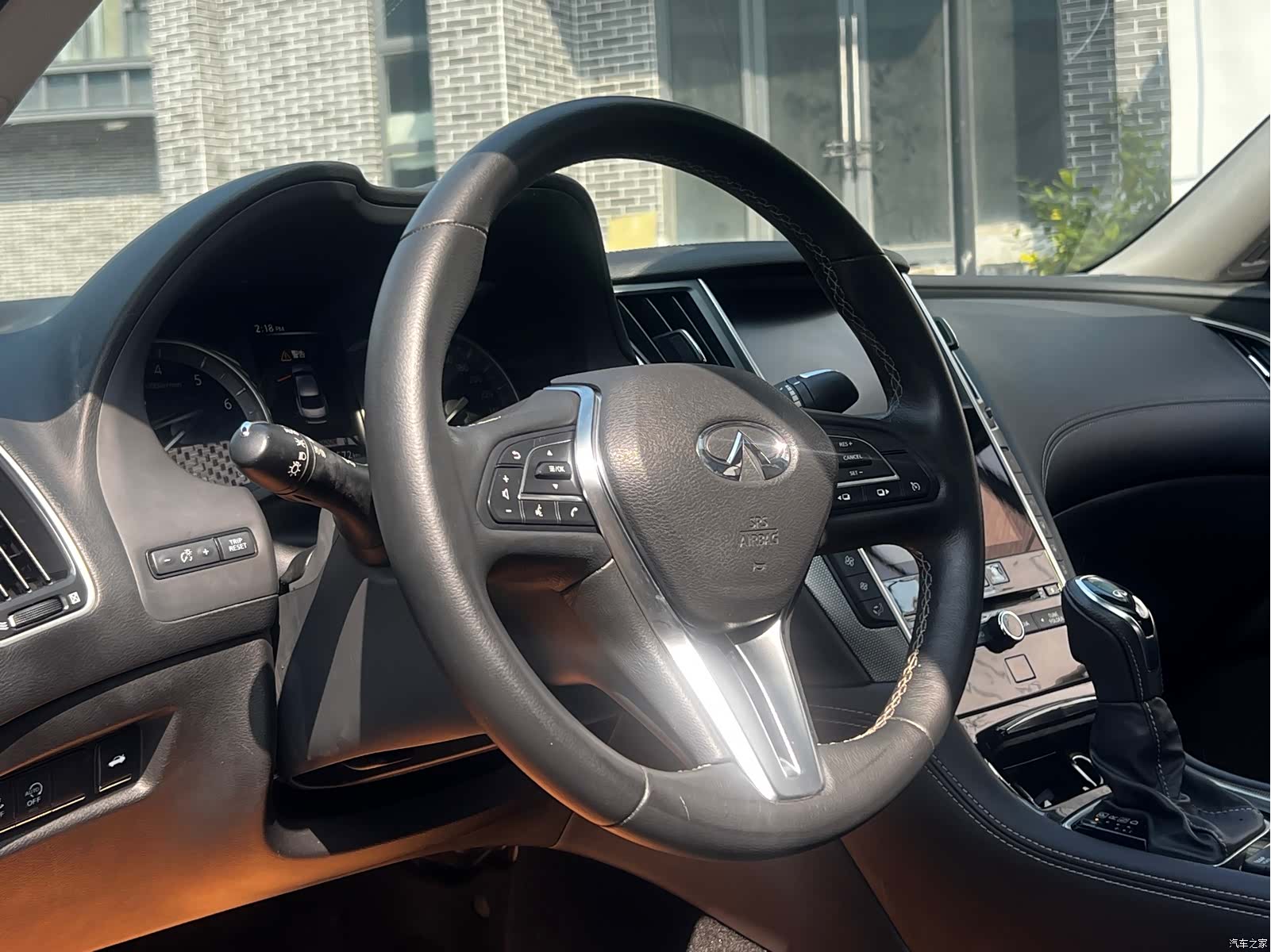 Infiniti Q50L, 2019 18