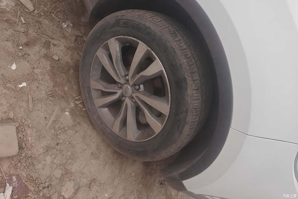Geely Boyue, 2016 6
