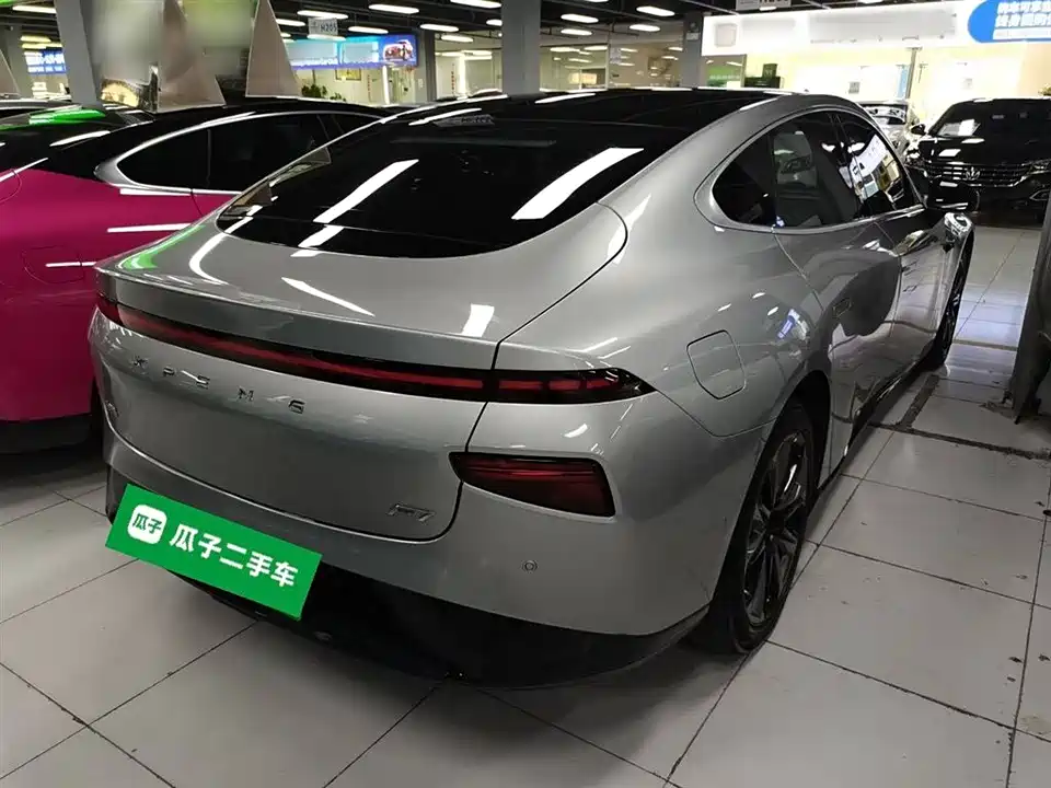 XPENG P7