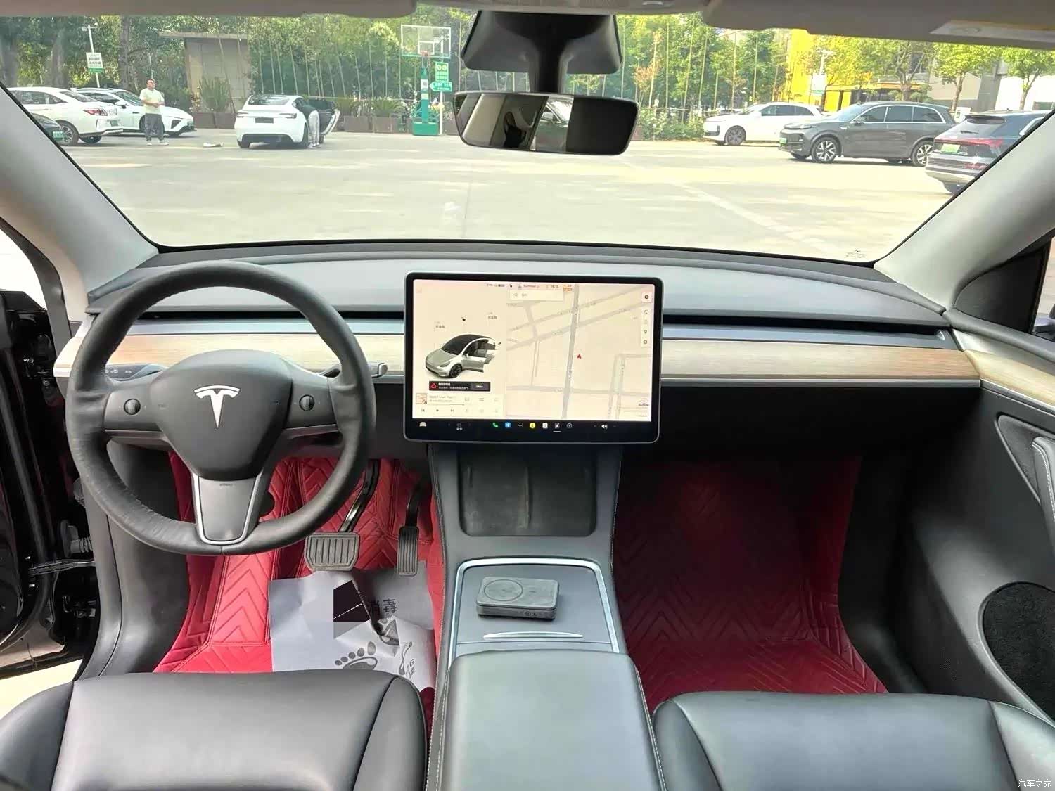 Tesla Model Y, 2021 все фото