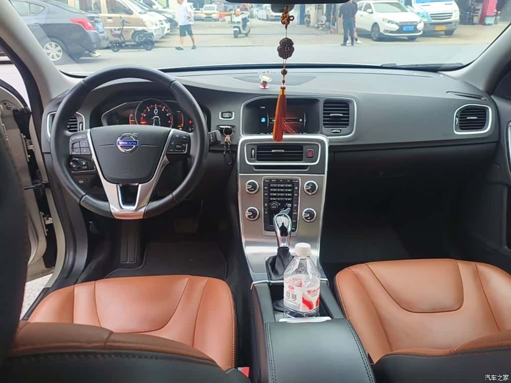 Volvo S60, 2016 10