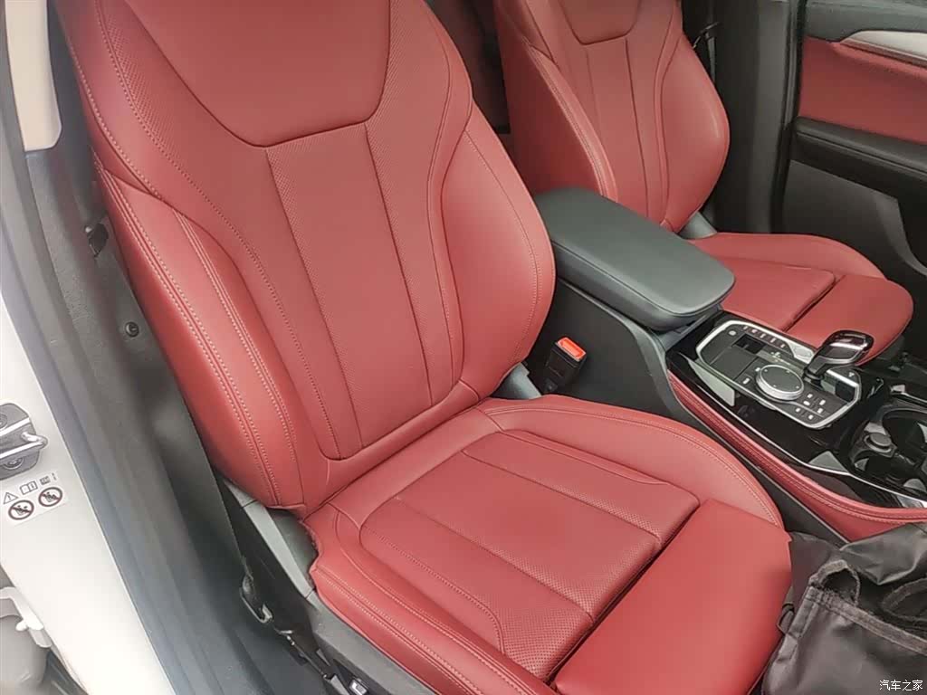 BMW X4, 2024 25