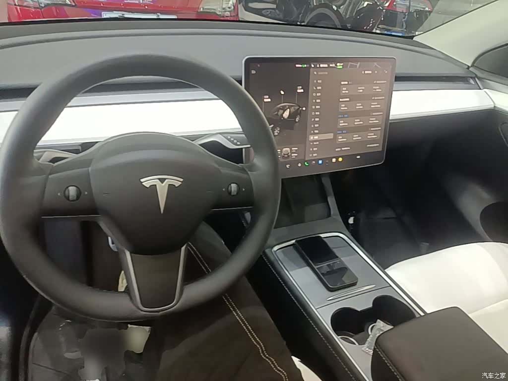 Tesla Model Y, 2022 10