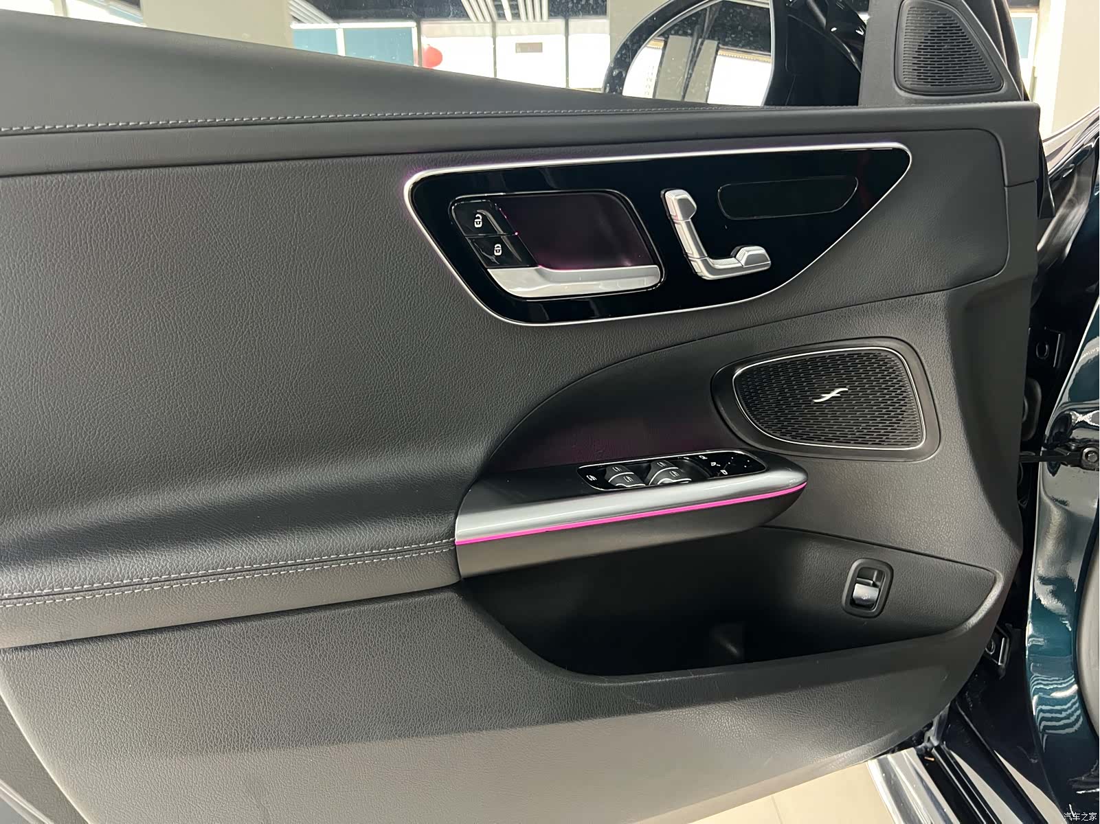 Mercedes-Benz C-Class, 2022 21