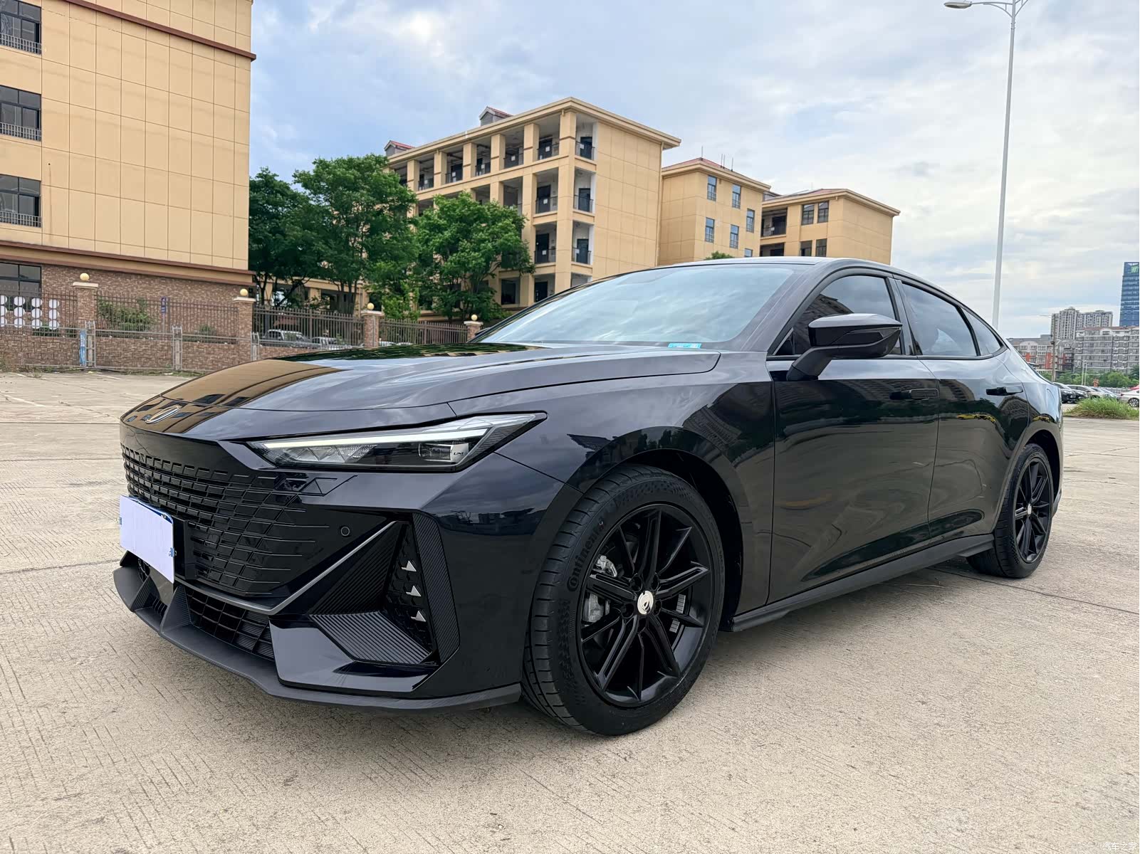 Changan UNI-V, 2023 1