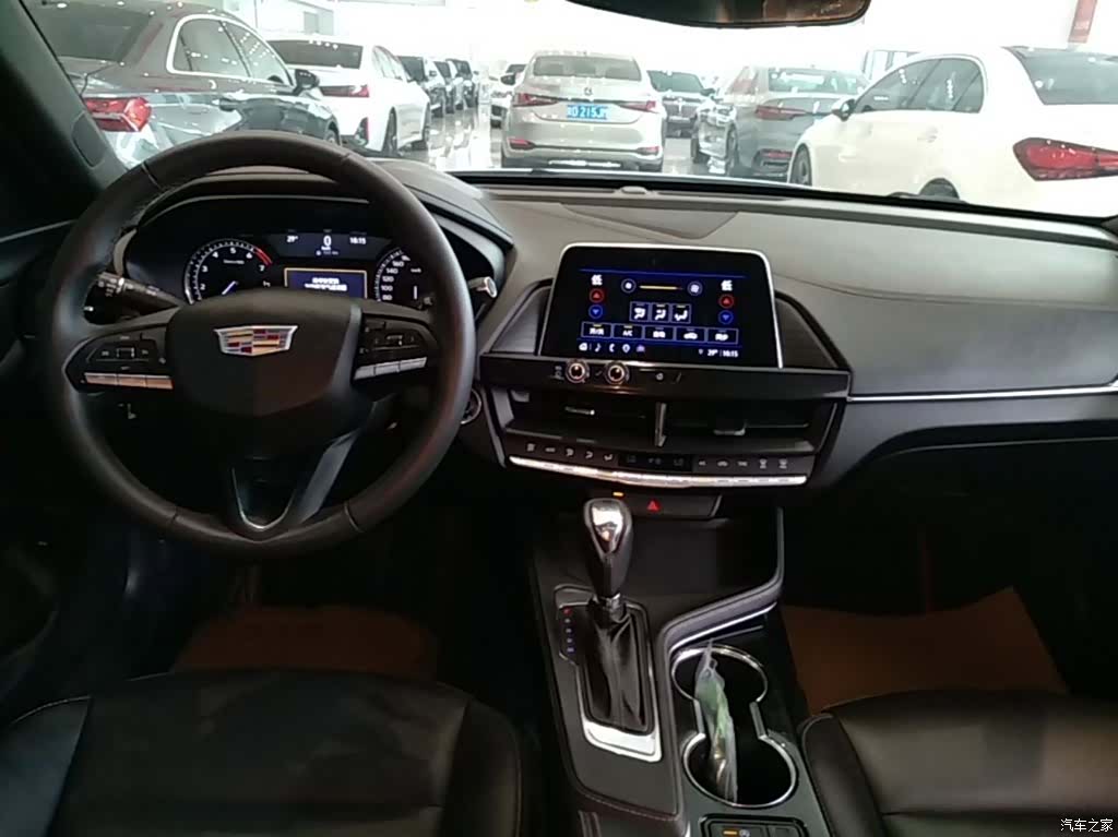Cadillac CT4, 2023 10