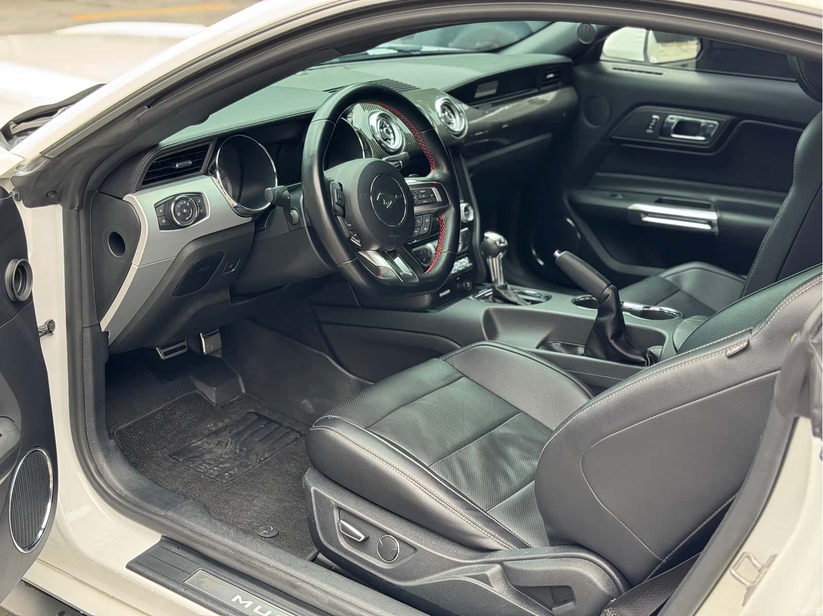 Ford Mustang, 2016 9