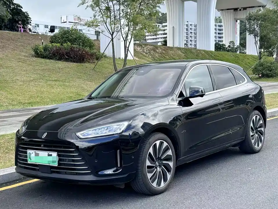 AITO Ask the world M5