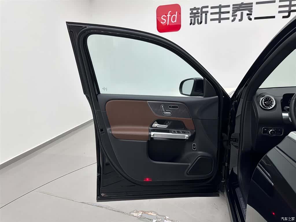 Mercedes-Benz GLB, 2023 8