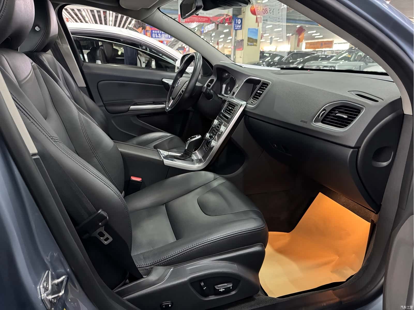Volvo S60, 2017 12