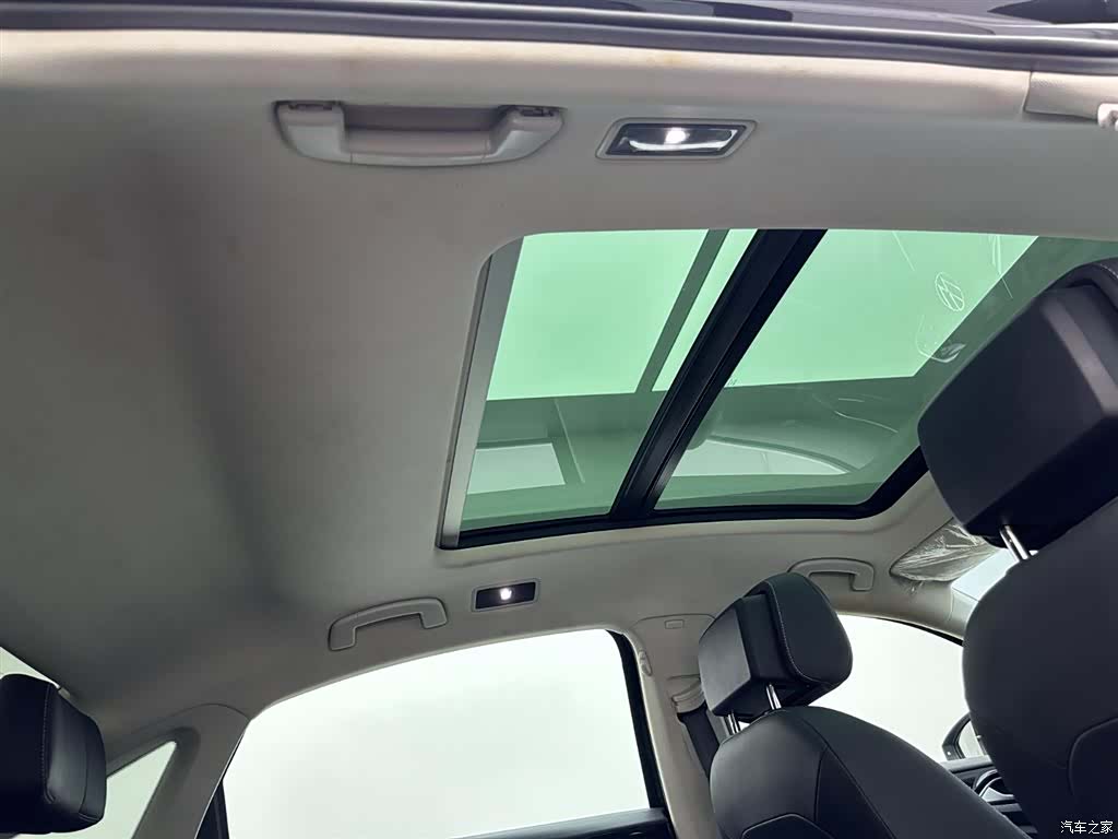 Volkswagen Passat, 2023 23