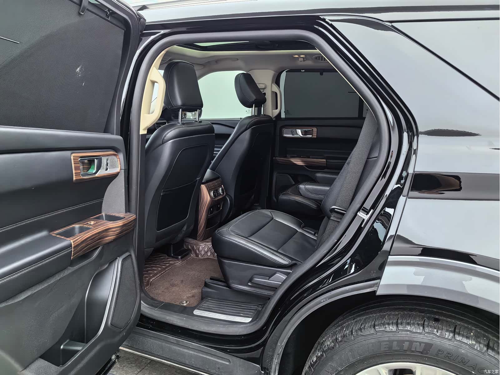 Ford Explorer, 2021 17
