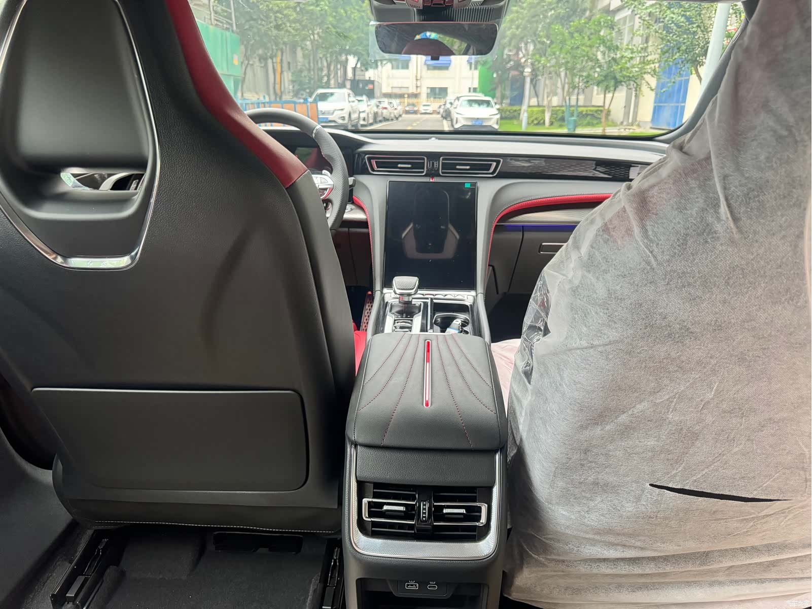 Hongqi H6, 2025 6