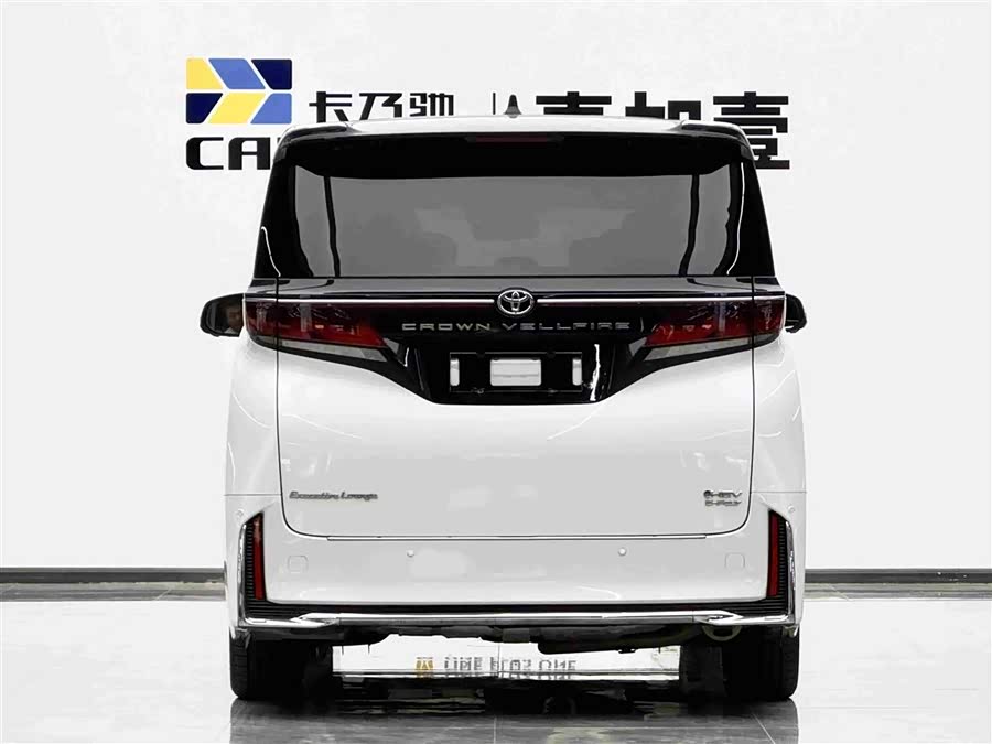 Toyota Vellfire 2024, фото 5