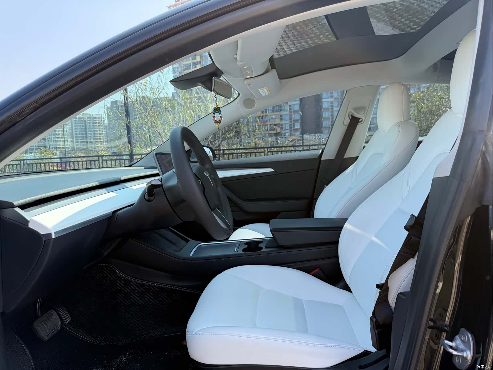 Tesla Model 3, 2022 4